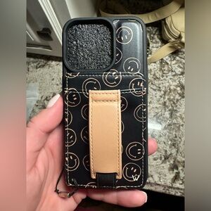 Walli Magnetic Case iPhone 15 Pro